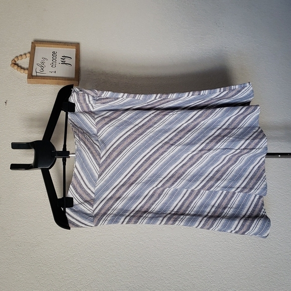 XL Metro Girl Linen Blend Skirt - Picture 7 of 7